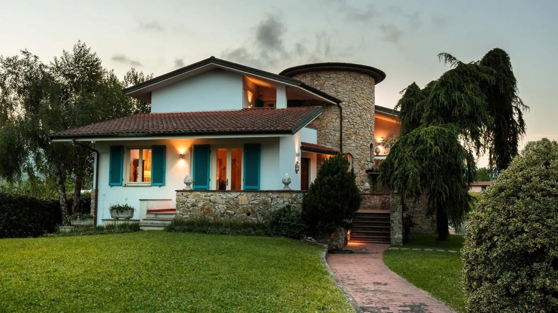 Villa Annalisa Lucca 0*,  Itálie